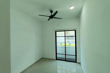 Cradleton @ Eco Majestic