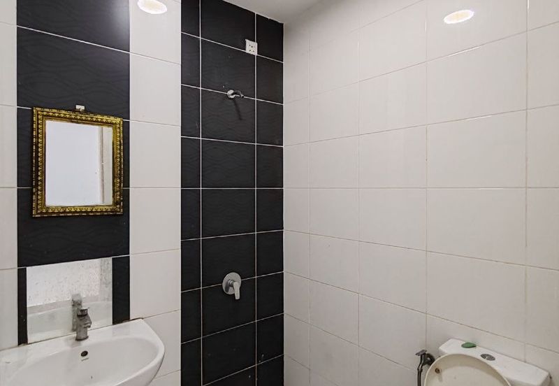 Cradleton @ Eco Majestic