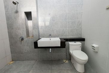 Cradleton @ Eco Majestic