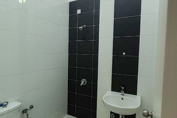 Cradleton @ Eco Majestic