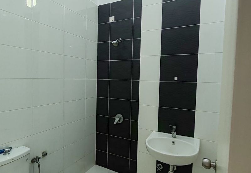 Cradleton @ Eco Majestic