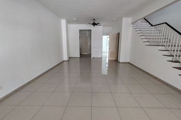 Cradleton @ Eco Majestic