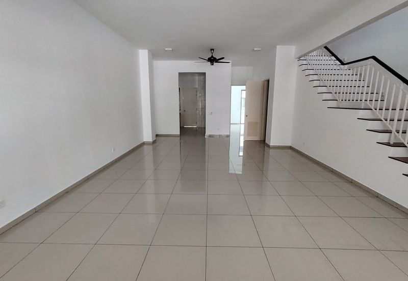 Cradleton @ Eco Majestic