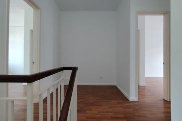 Cradleton @ Eco Majestic