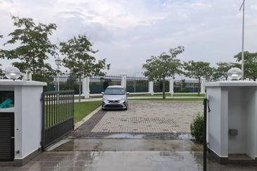 Cradleton @ Eco Majestic