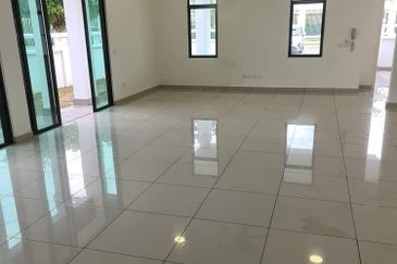 Cradleton @ Eco Majestic