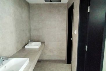 Whitten Eco Majestic