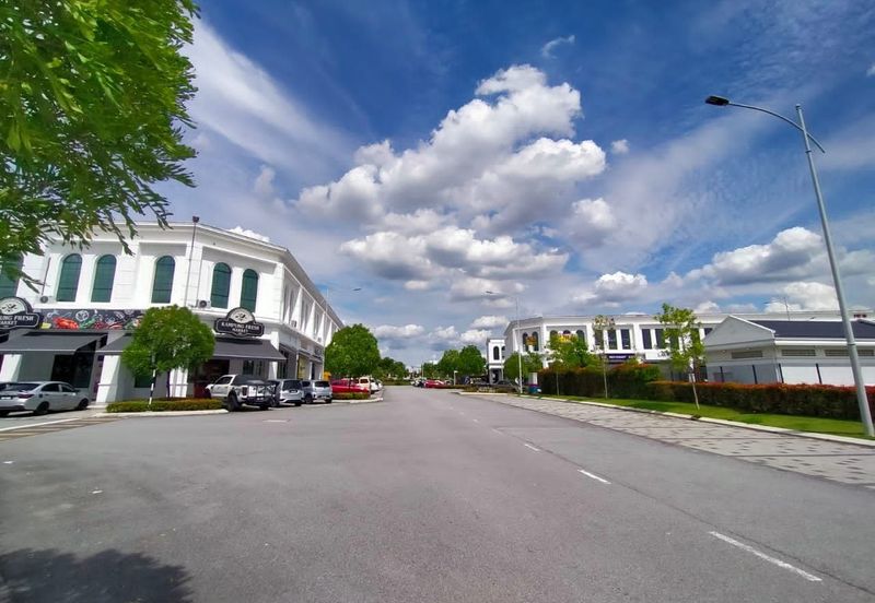 Whitten Eco Majestic