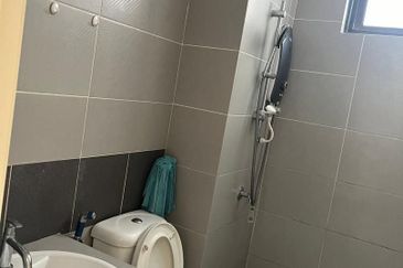 One Amerin Residence