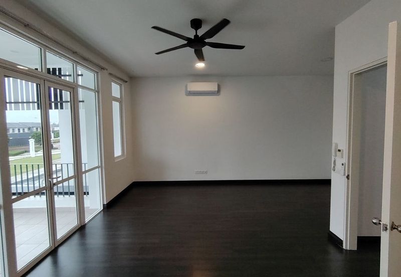 Mellowood @ Eco Majestic