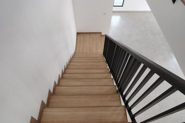 Friska, Setia Ecohill 2, Semenyih 2 Storey Semi D for Rent