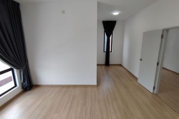Friska, Setia Ecohill 2, Semenyih 2 Storey Semi D for Rent