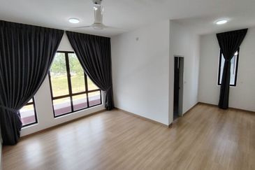 Friska, Setia Ecohill 2, Semenyih 2 Storey Semi D for Rent