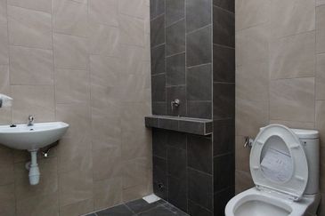 Friska, Setia Ecohill 2, Semenyih 2 Storey Semi D for Rent