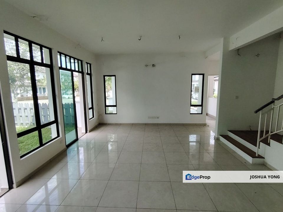 Tenderfield Eco Majestic ,Semenyih  CORNER LOT (BIG LAND)  , Selangor, Semenyih