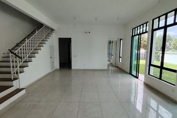 Tenderfields @ Eco Majestic