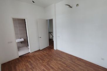 Tenderfields @ Eco Majestic