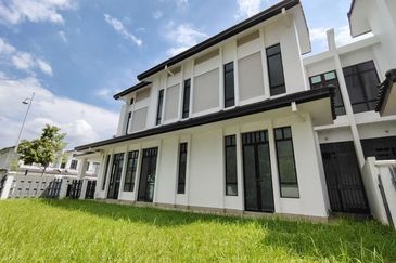 Tenderfields @ Eco Majestic