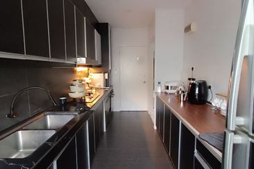 Baiduri Apartment @ Desa Pandan