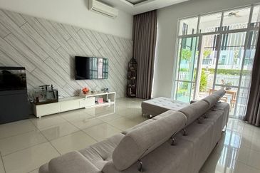 Mellowood @ Eco Majestic