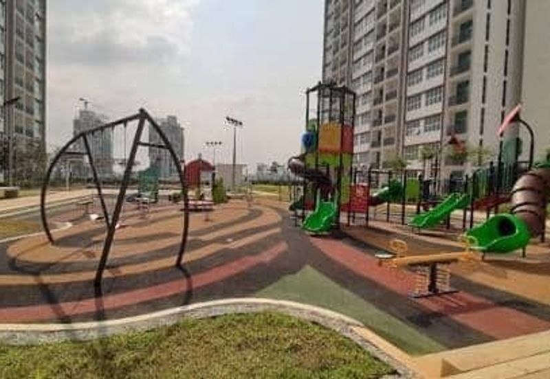 PR1MA Lakefront Homes