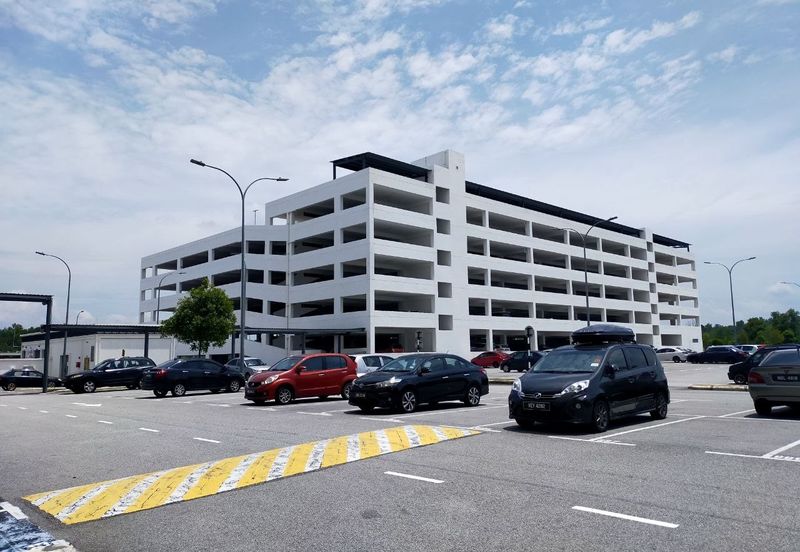 Karisma Apartment @ Eco Majestic