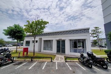 Karisma Apartment @ Eco Majestic