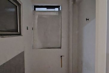 Vista Sri Tanjung Condominium