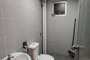 Vista Sri Tanjung Condominium