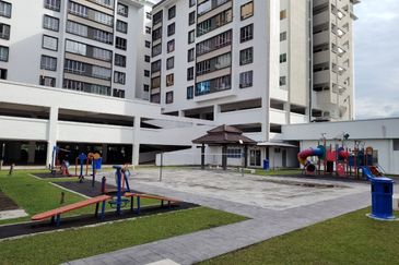 Vista Sri Tanjung Condominium