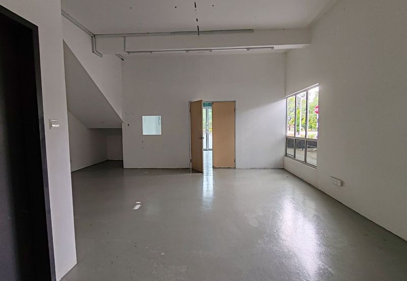 The Melodi,Eco Majestic Semenyih,Bandar Tasik Kesuma @ Ground Floor,Corner Shop for Rent 