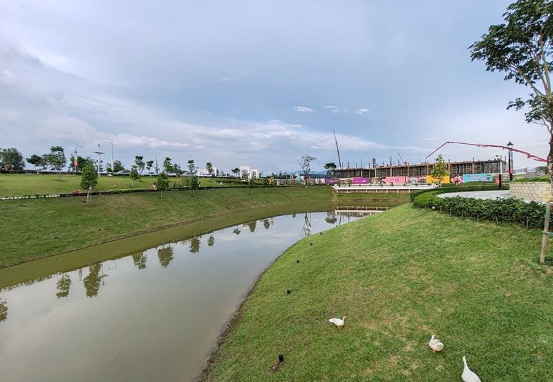 Whitten Eco Majestic