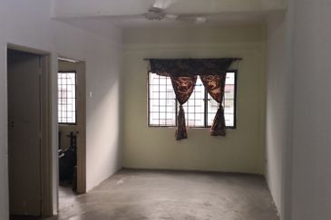 Pangsapuri Putra Raya