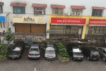 Pangsapuri Putra Raya