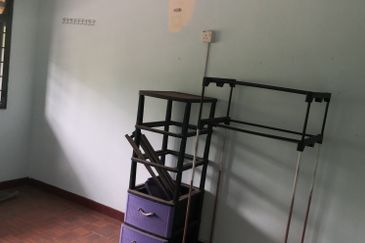 Putra Perdana Service Apartment For Sale!!!