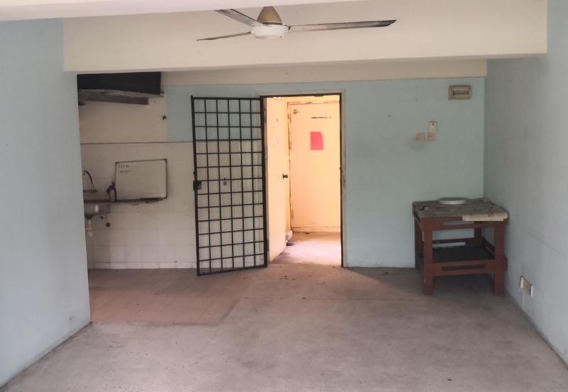 Putra Perdana Service Apartment For Sale!!!