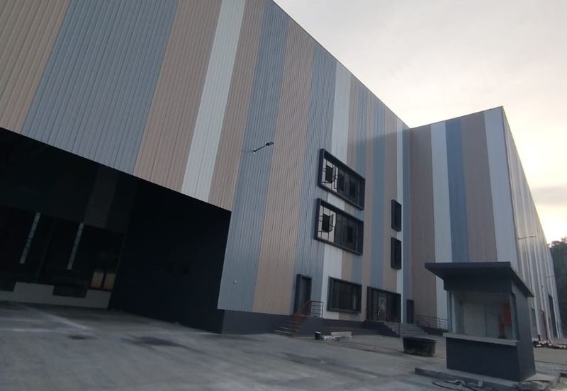 Detached factory cum 3-Storey Office for Sale @ Section U10, Shah Alam, Selangor