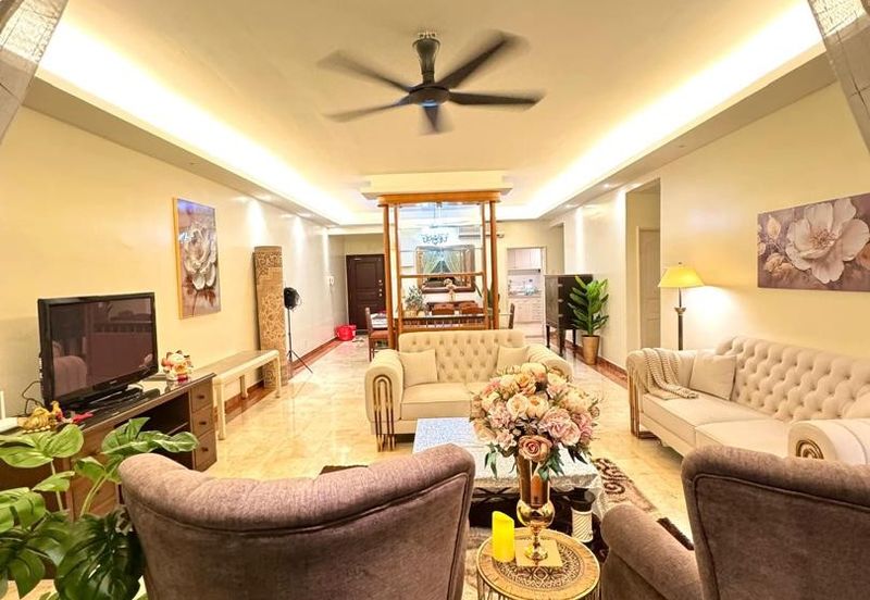 Corinthian Condominium