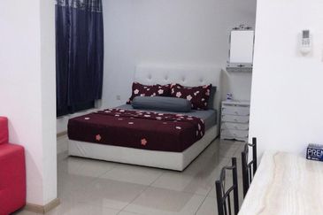 Vista Alam Serviced Apartment