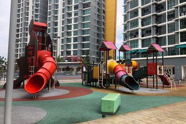 Vista Alam Serviced Apartment