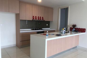 Pandora @ Tropicana Metropark