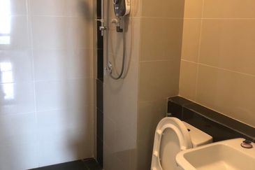 Pandora @ Tropicana Metropark