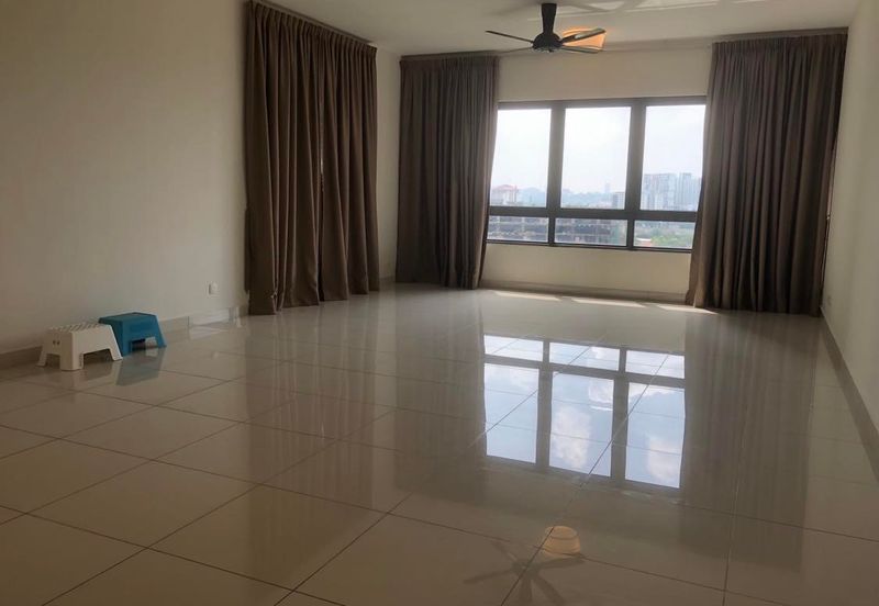 Pandora @ Tropicana Metropark