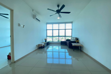 Vista Alam Serviced Apartment