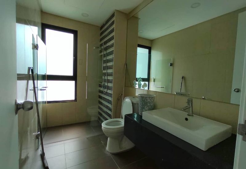 LaCosta, Sunway South Quay