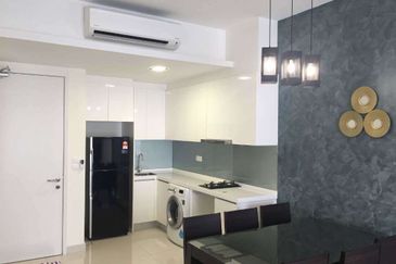 Pandora @ Tropicana Metropark