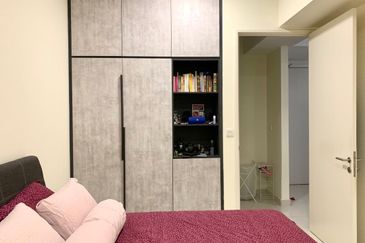 Pandora @ Tropicana Metropark