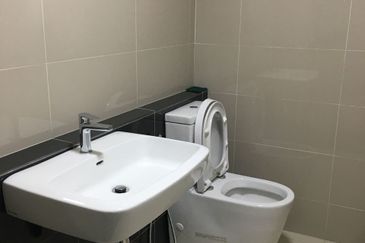 Pandora @ Tropicana Metropark