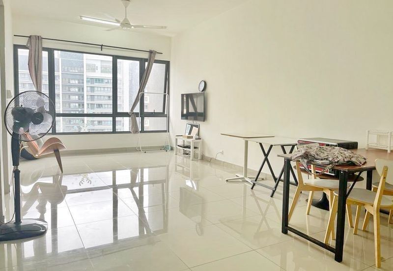 Paloma @ Tropicana Metropark