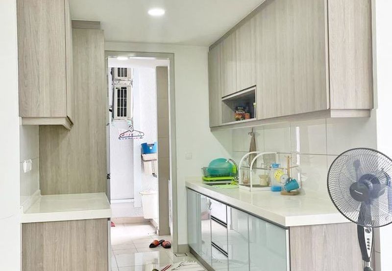 Paloma @ Tropicana Metropark